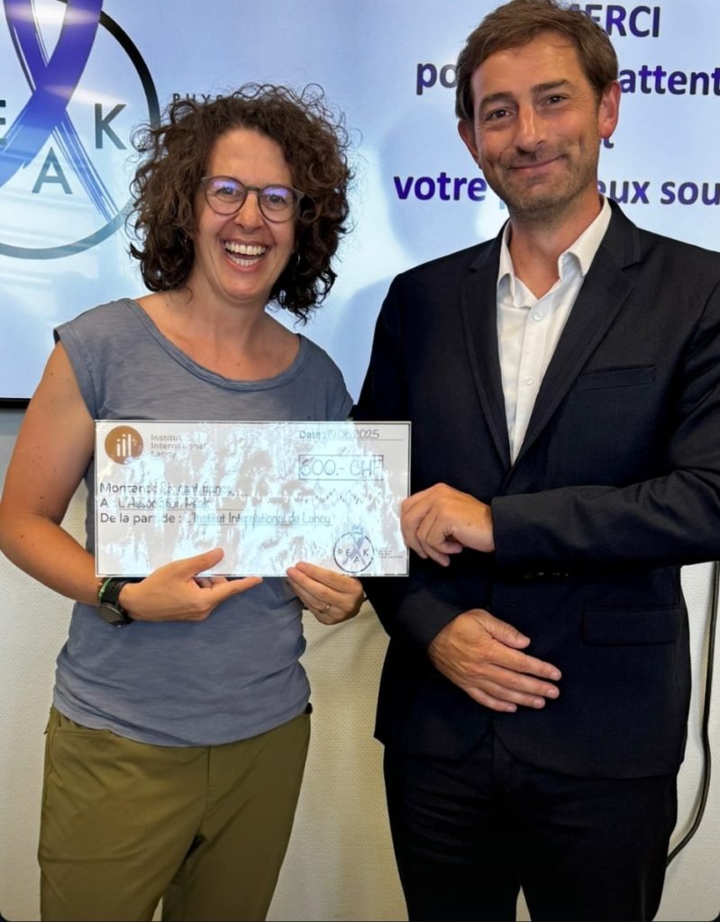 La vente des maillots de l’Institut International de Lancy